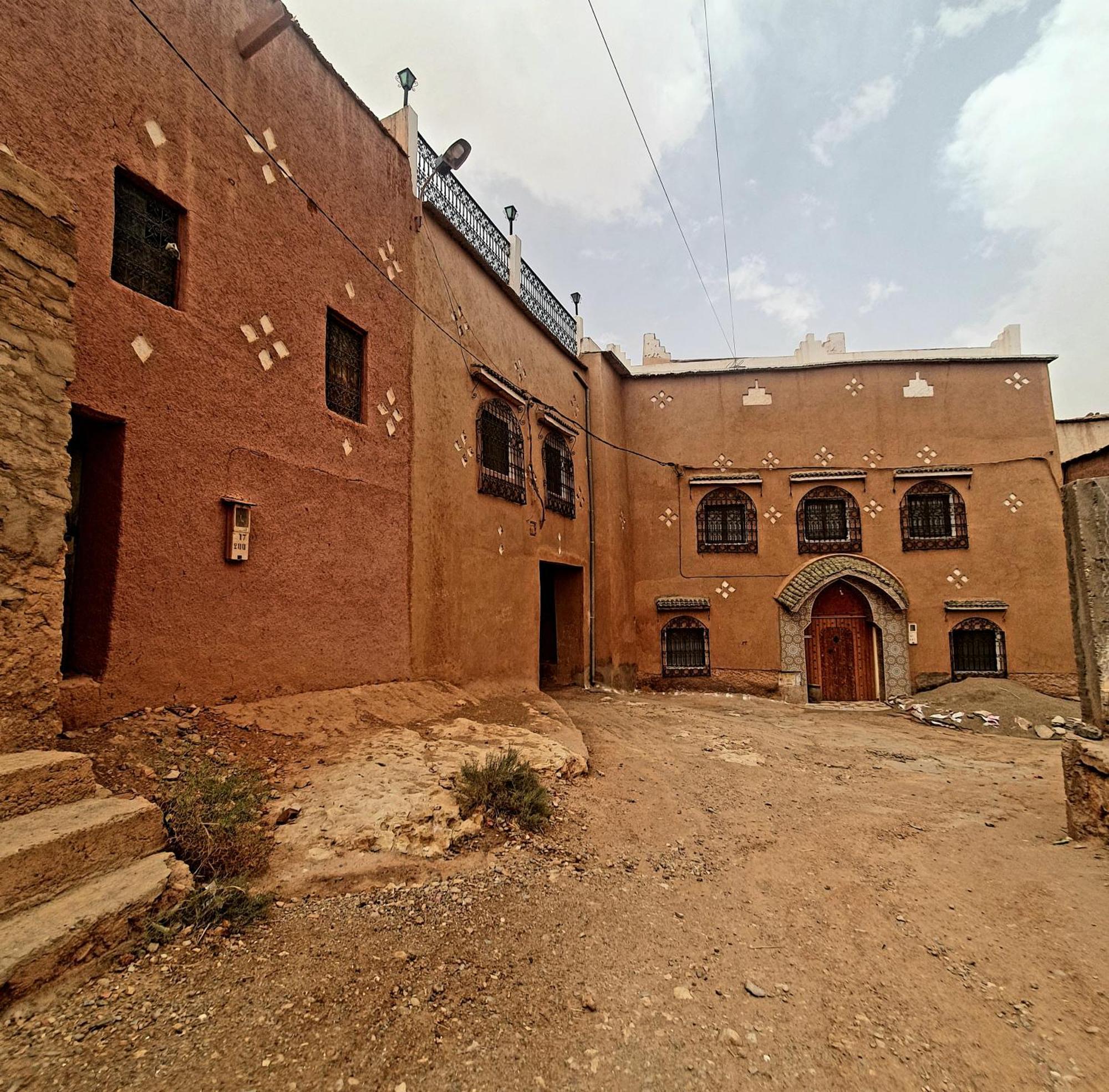 Riad Taourirte Tinghir Bagian luar foto