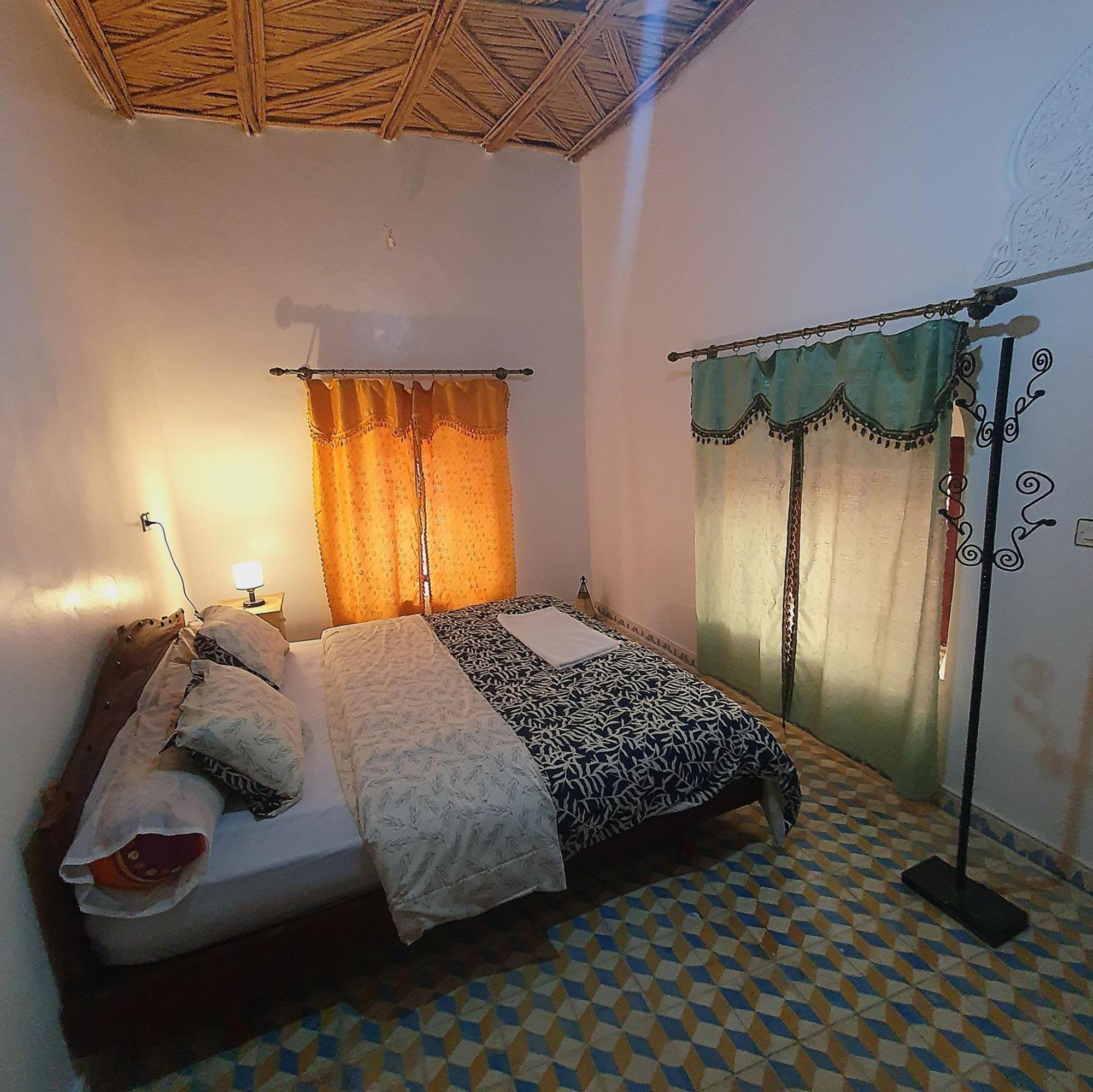 Riad Taourirte Tinghir Bagian luar foto